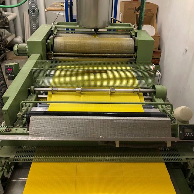 Imkerkontor-Froh Hagenow Portfolio Wachsmanufaktur 16