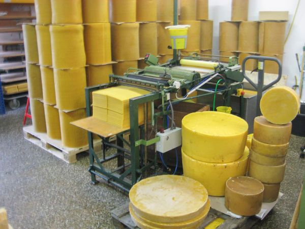 Imkerkontor-Froh Hagenow Portfolio Wachsmanufaktur 17